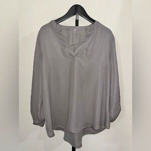 Relaxed Gray V-Neck Blouse with Long Sleeves